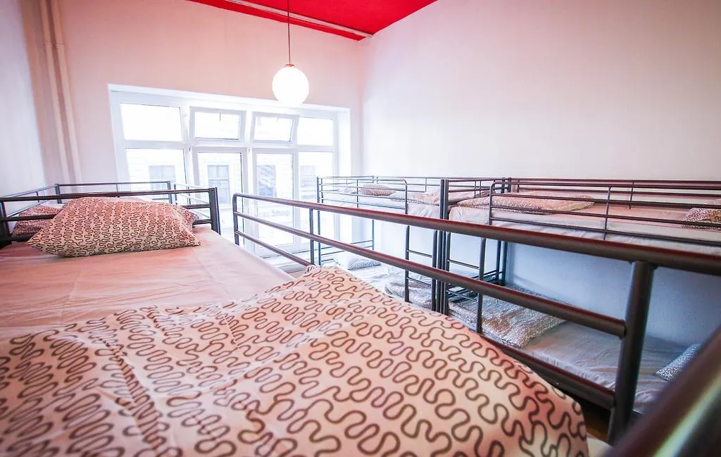 Cooltour Hostel Budapest 3*,